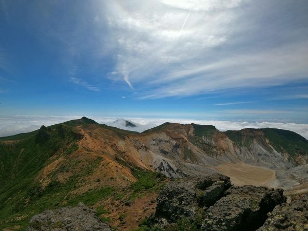 雲海の安達太良山