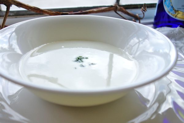 ビシソワーズ/ポテトの冷製スープ