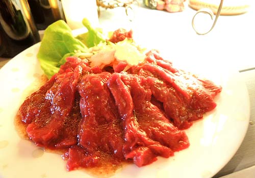 馬刺し